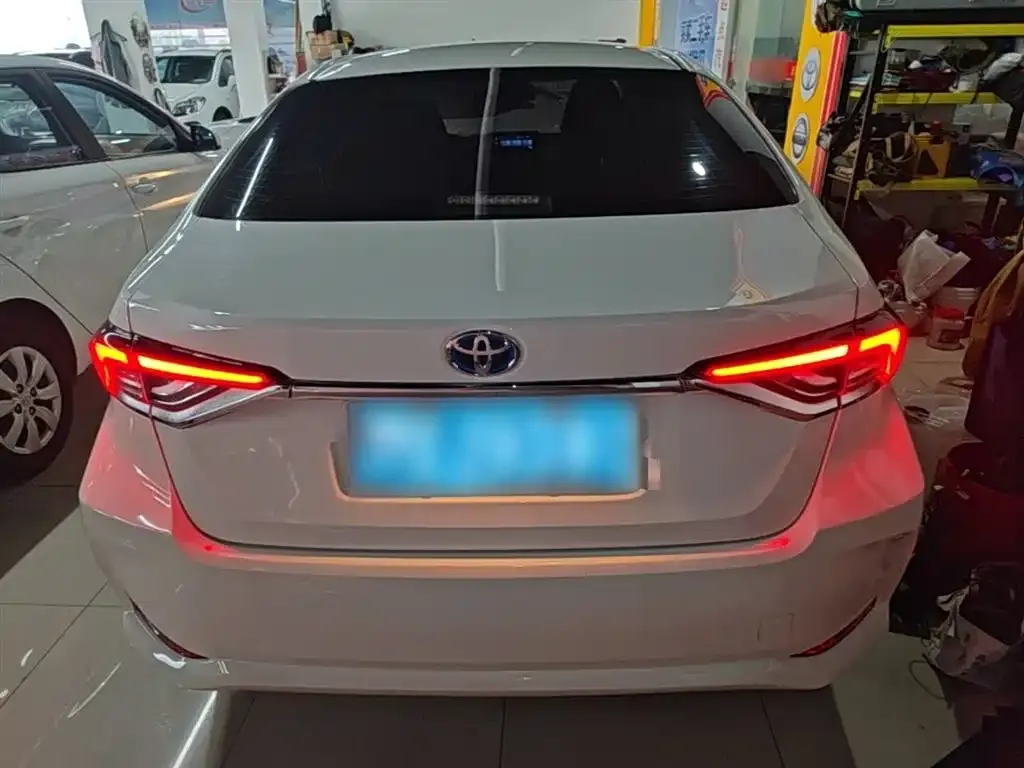 Toyota Corolla 2022 из CN, фото 9