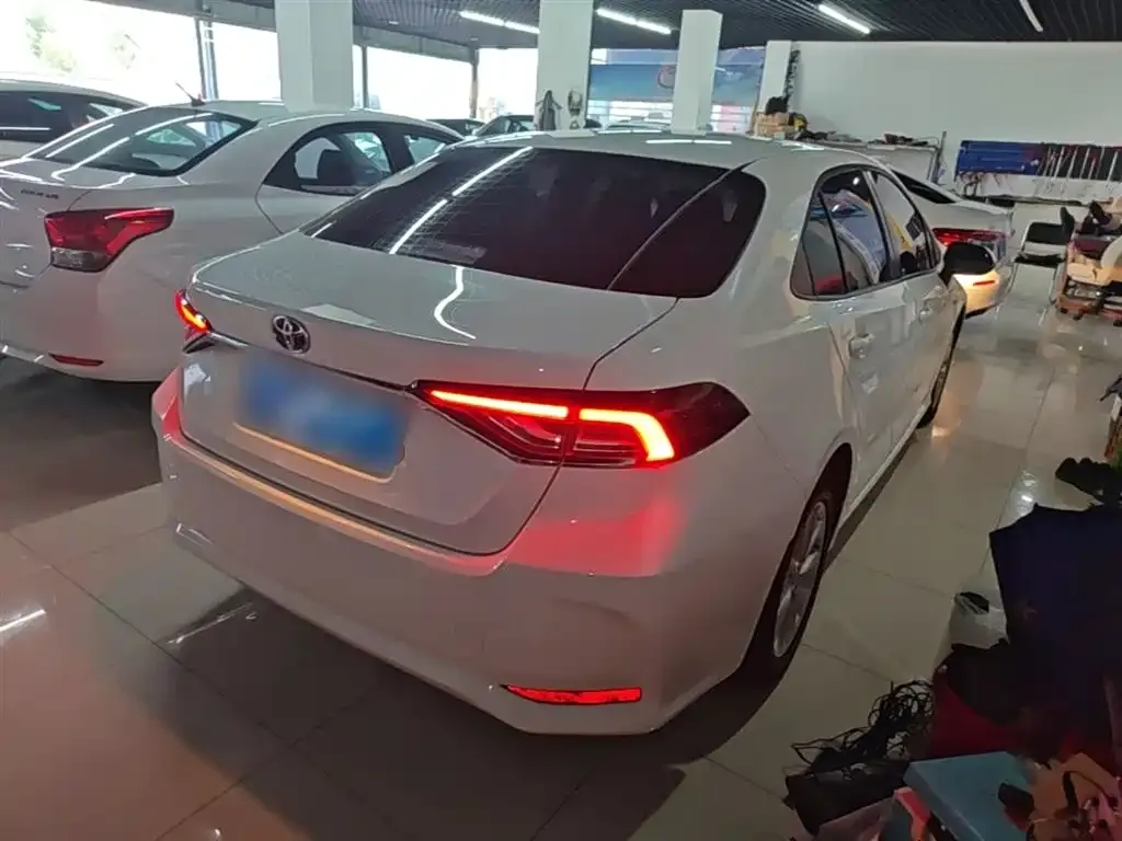 Toyota Corolla 2022 из CN, фото 8