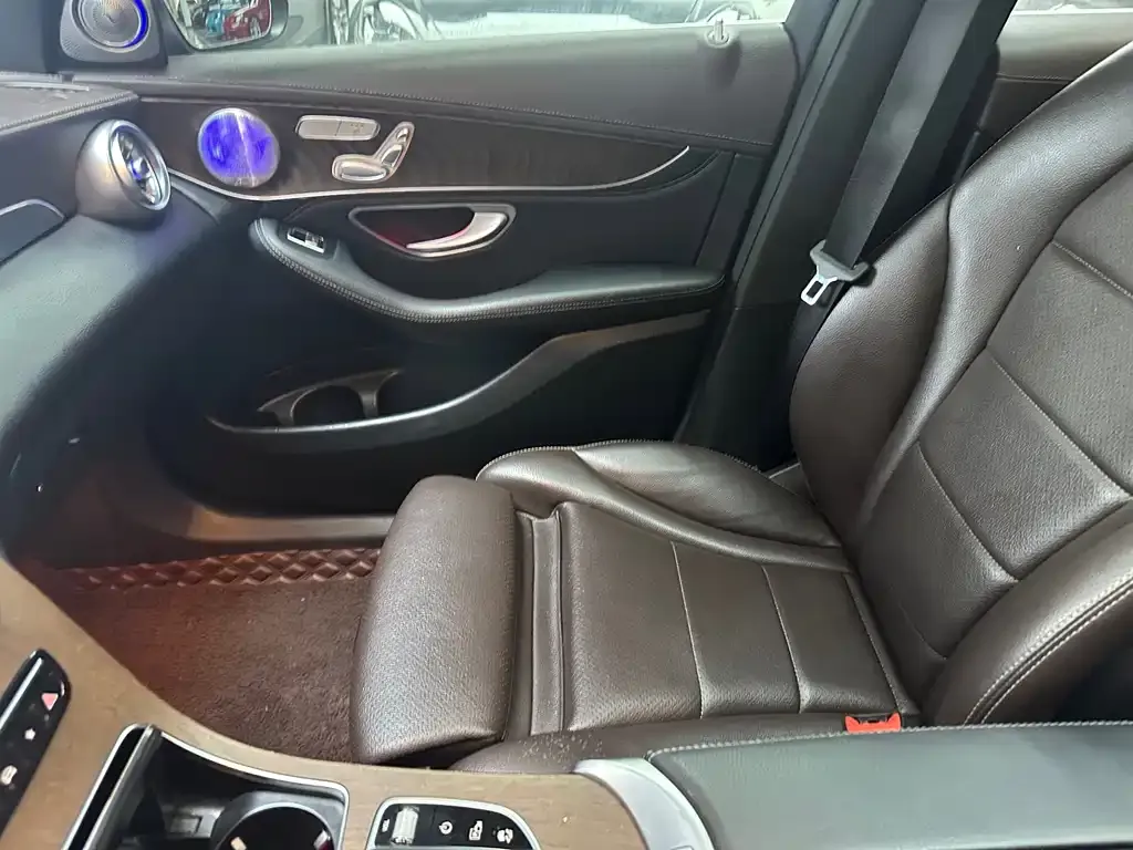 Mercedes-Benz GLC 2021 из CN, фото 8