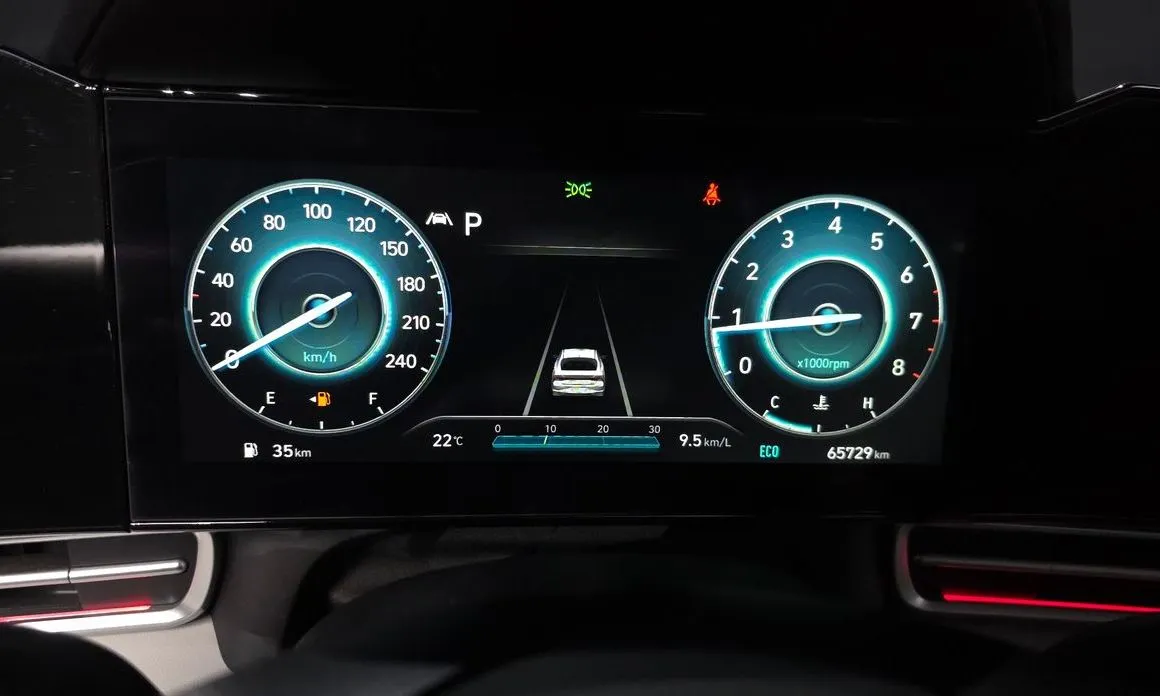 Hyundai AVANTE 2021 из KR, фото 3