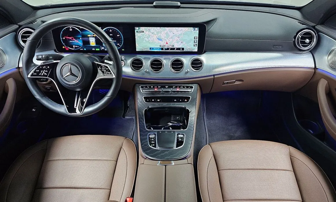 Mercedes-Benz E-Class 2021 из KR, фото 2