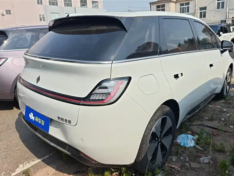 Baojun Yunduo 2023 из CN, фото 4