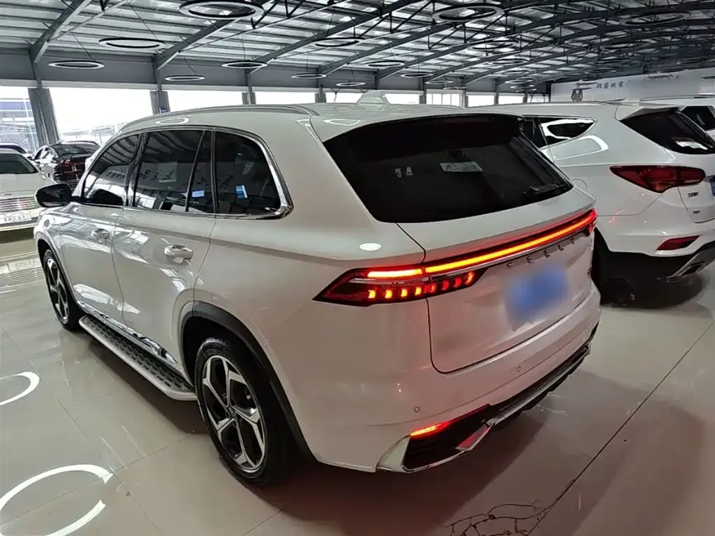 Geely Xingyue L — фото 6