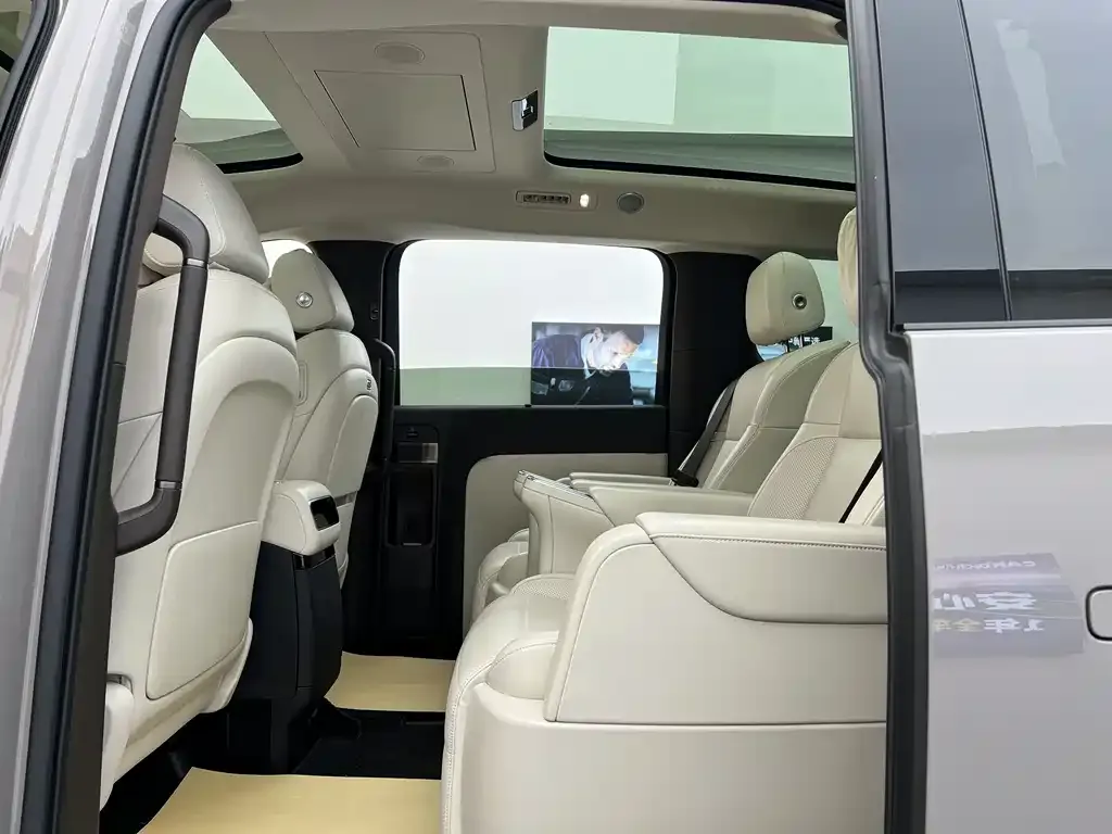 Li Auto MEGA 2024 из CN, фото 3