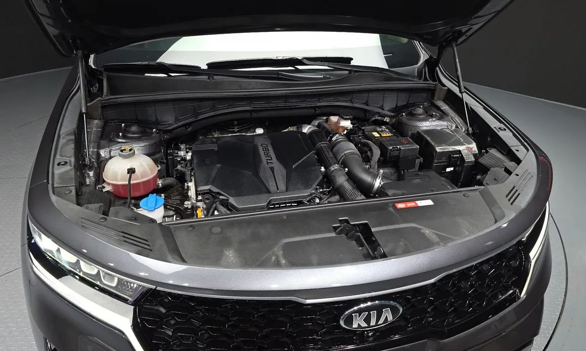 Kia Sorento — фото 7