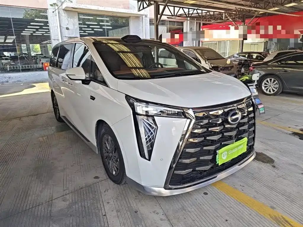 GAC Motor Trumpchi M8 — фото 8