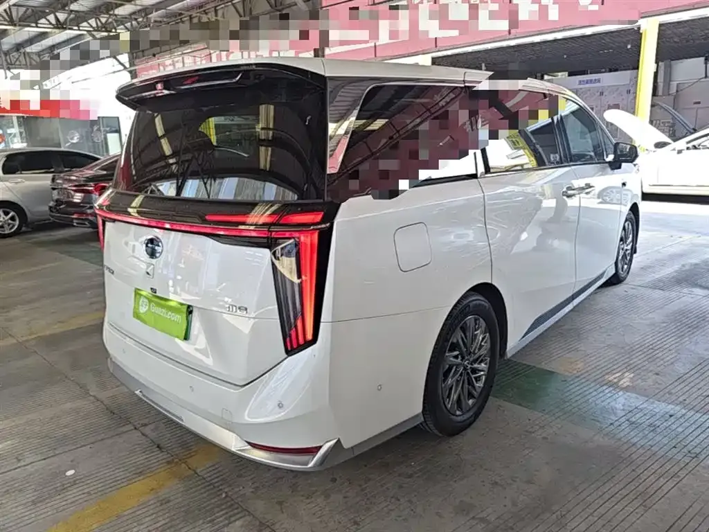 GAC Motor Trumpchi M8 — фото 10