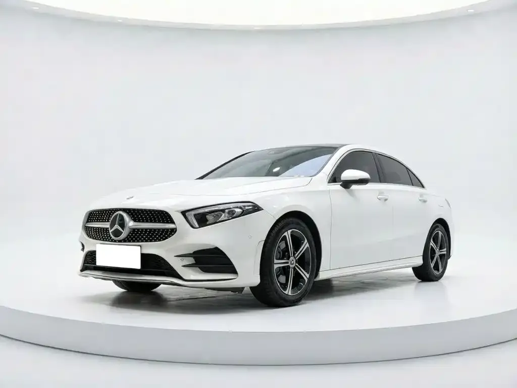 Mercedes-Benz A-Class — фото 1