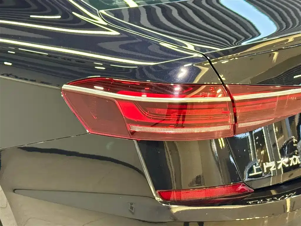 Volkswagen Passat — фото 5