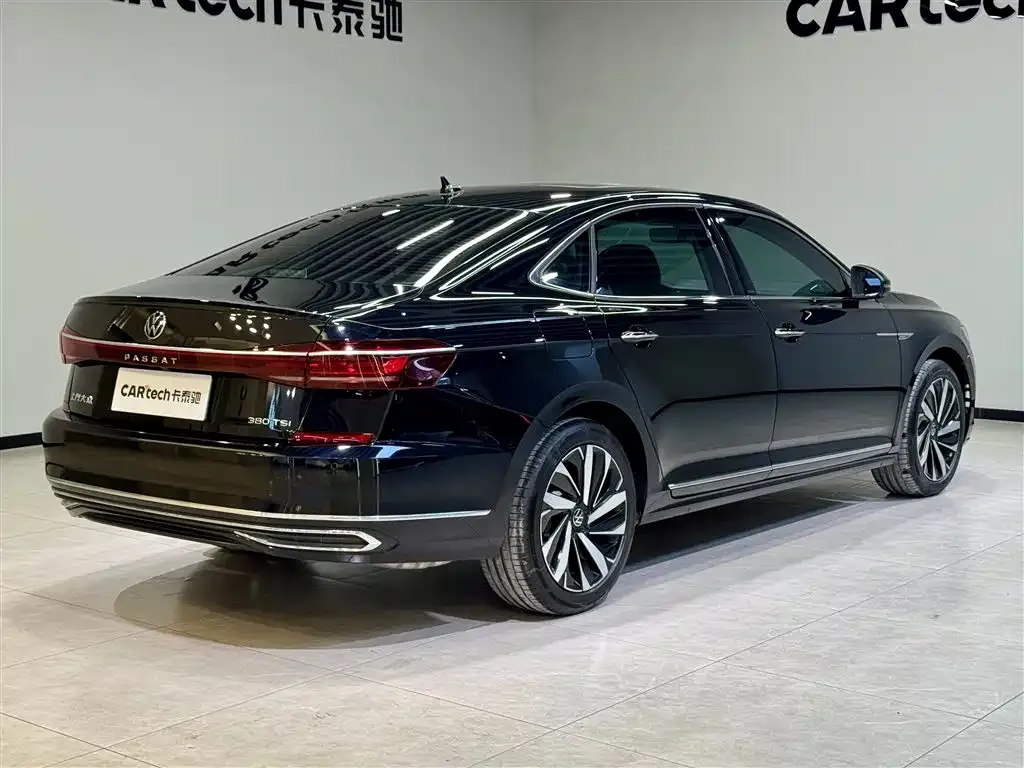 Volkswagen Passat — фото 4