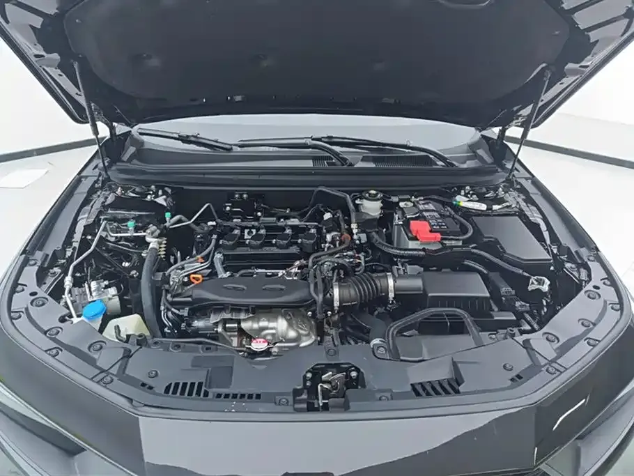 Honda Accord — фото 10