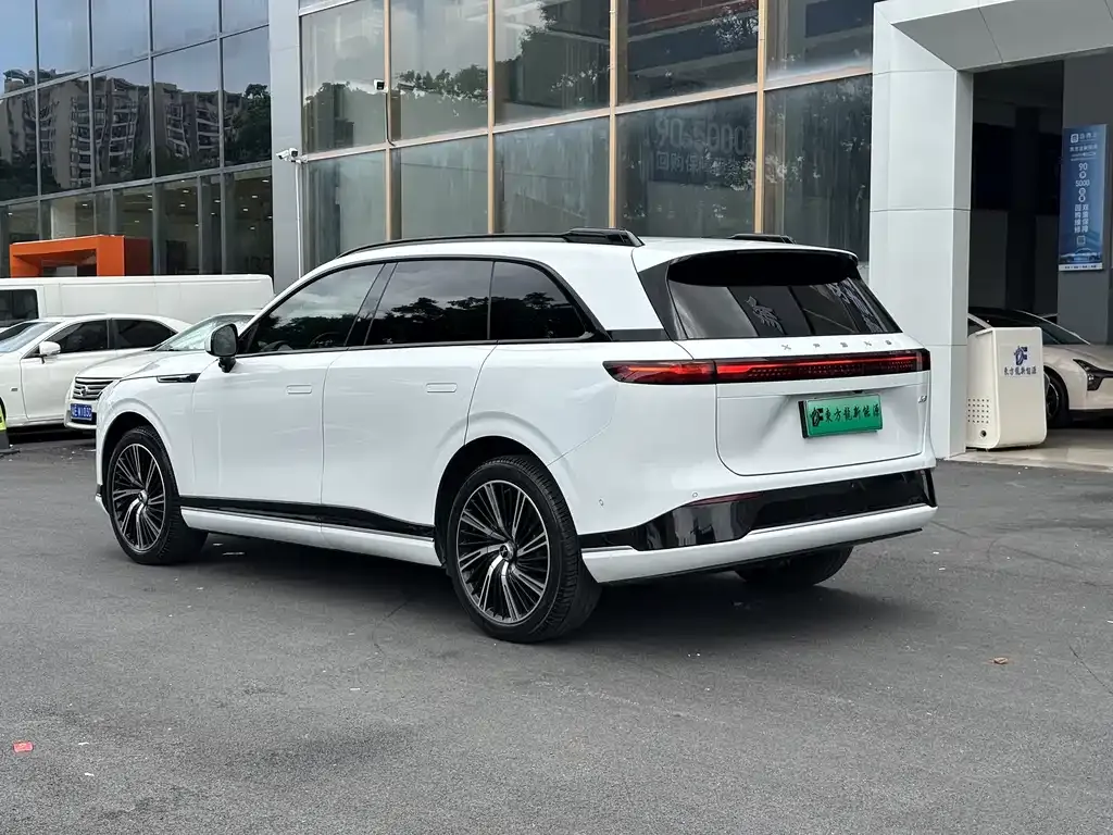 XPeng G9 2023 из CN, фото 2