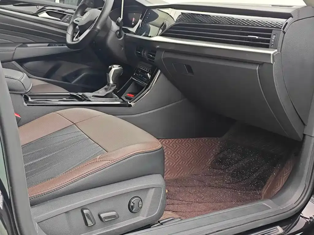 Volkswagen Passat — фото 6