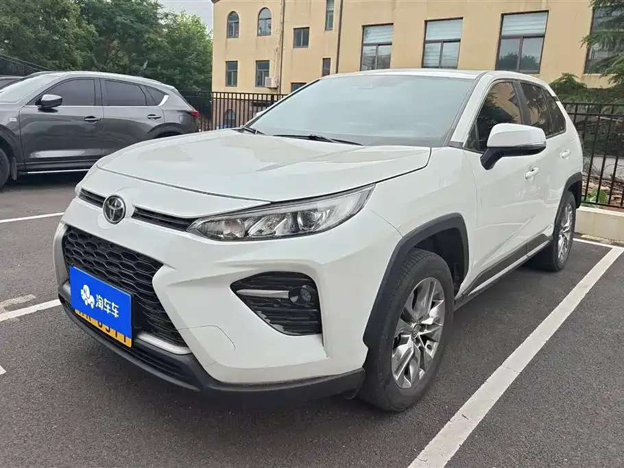 Toyota Wildlander — фото 1