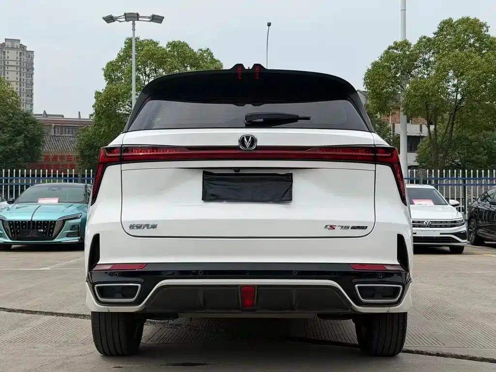 Changan CS75PLUS 2024 из CN, фото 2