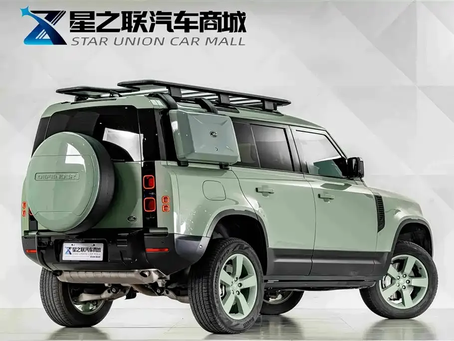 Land Rover Defender — фото 10