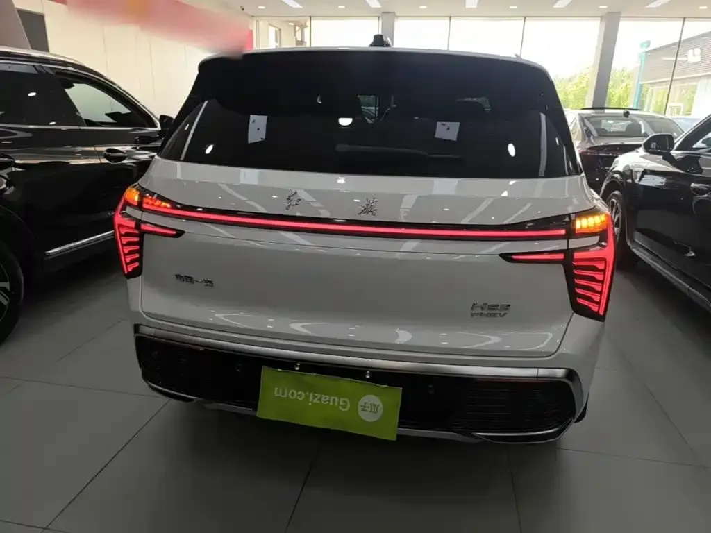 Hongqi HS3 PHEV 2025 из CN, фото 2