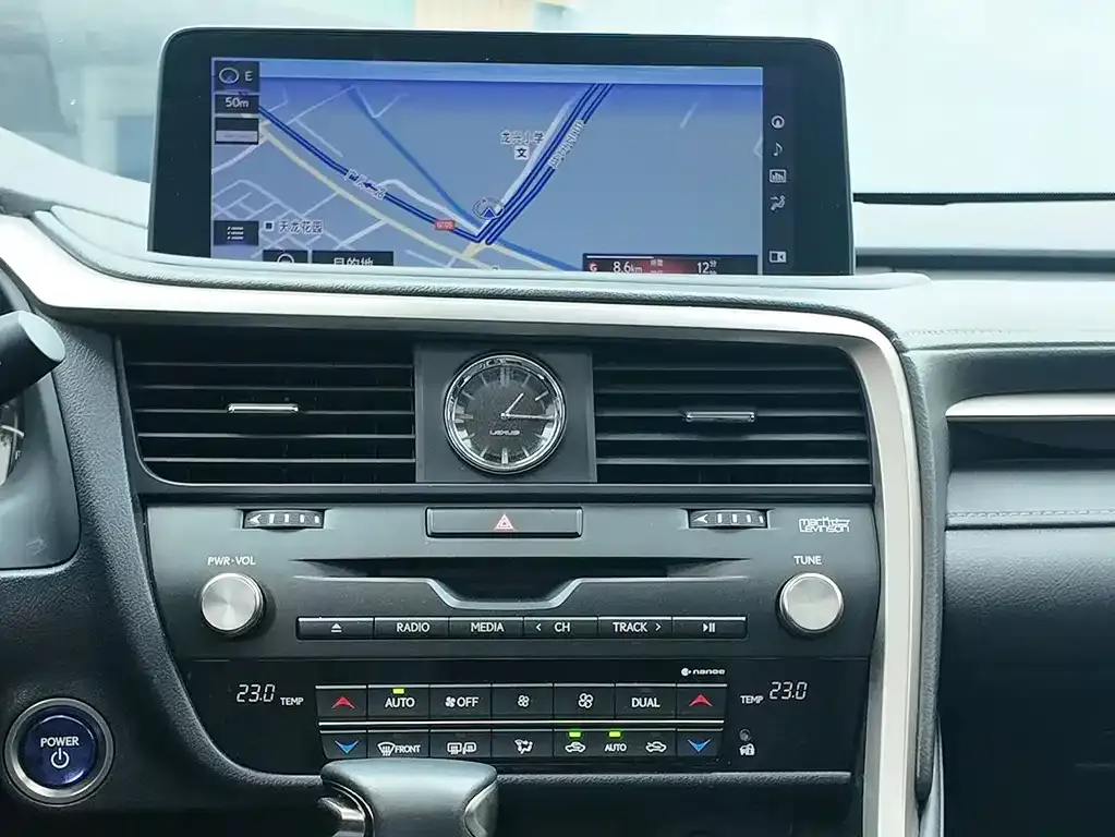 Lexus RX — фото 10