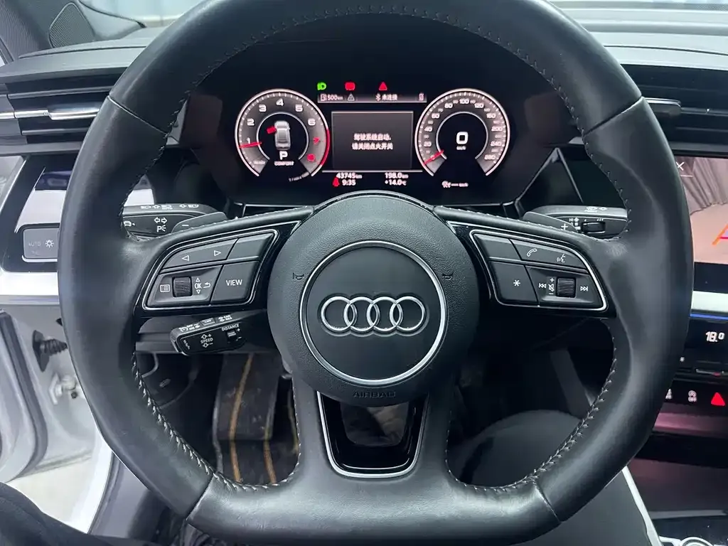 Audi A3 — фото 9