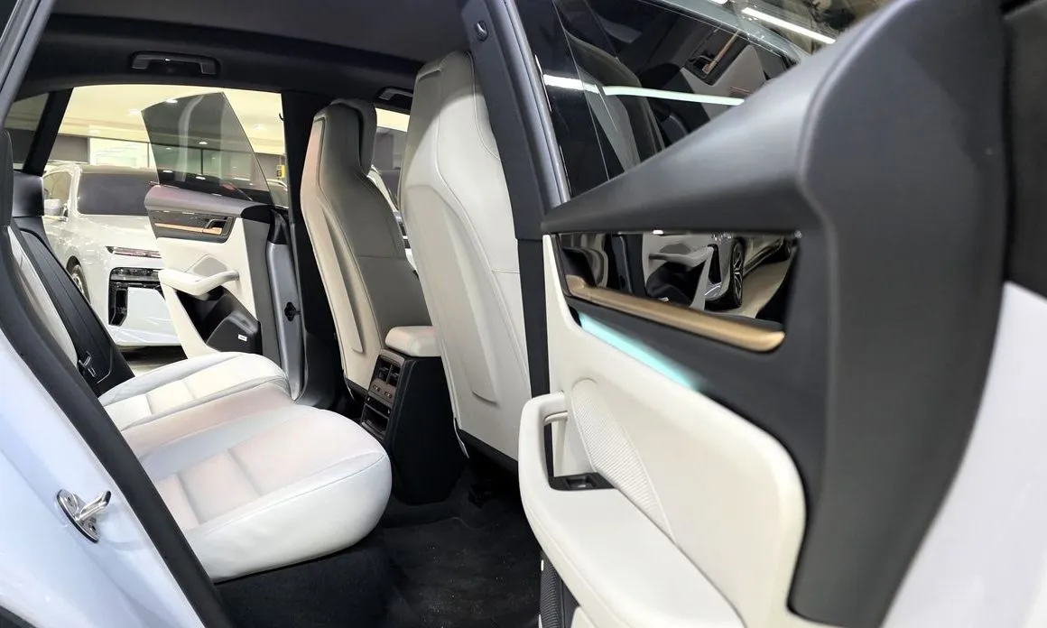 Porsche Macan 2025 из KR, фото 6