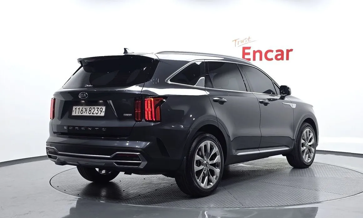 Kia Sorento — фото 3