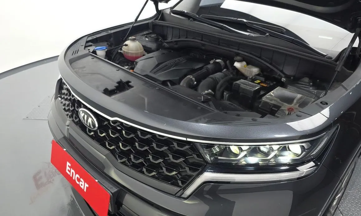 Kia Sorento — фото 10