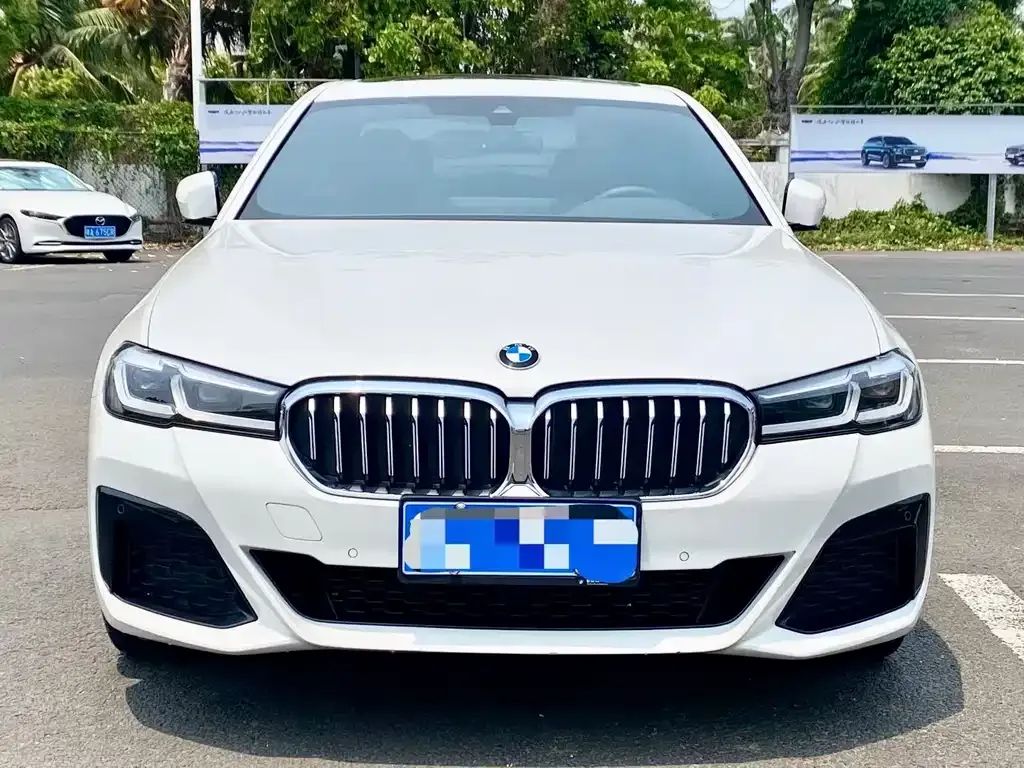 BMW 5 Series — фото 2