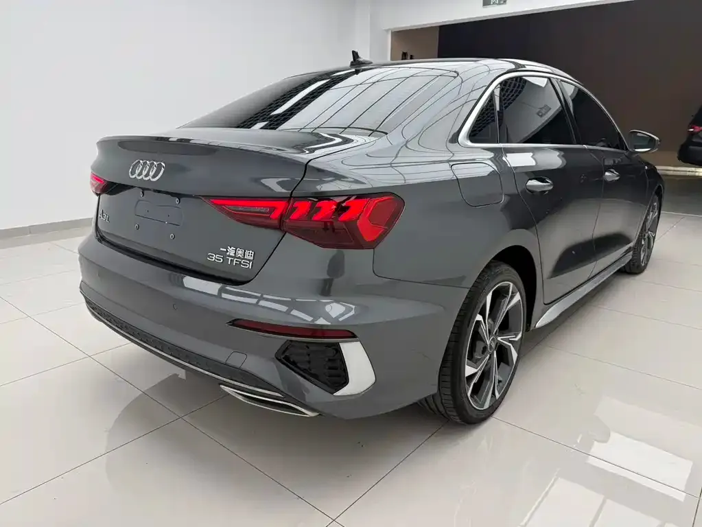 Audi A3 — фото 7