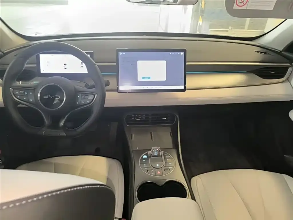 BYD Seal 05 DM-i — фото 2