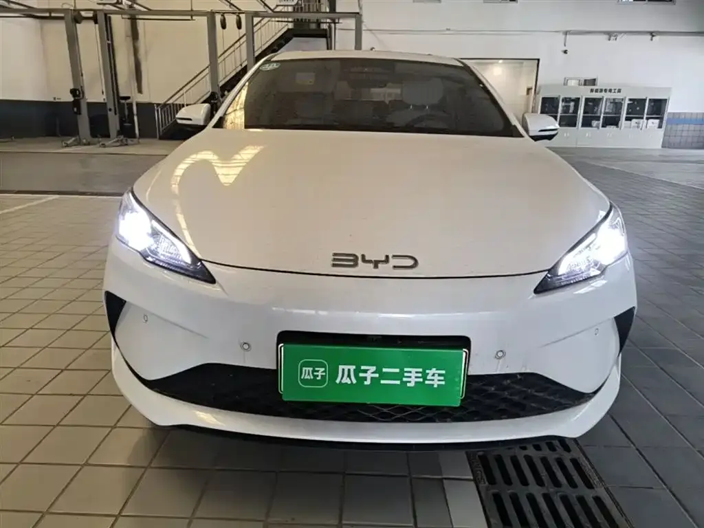 BYD Seal 05 DM-i — фото 6