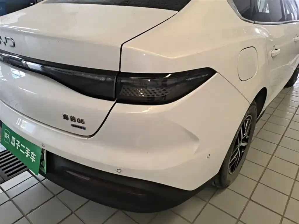 BYD Seal 05 DM-i — фото 4