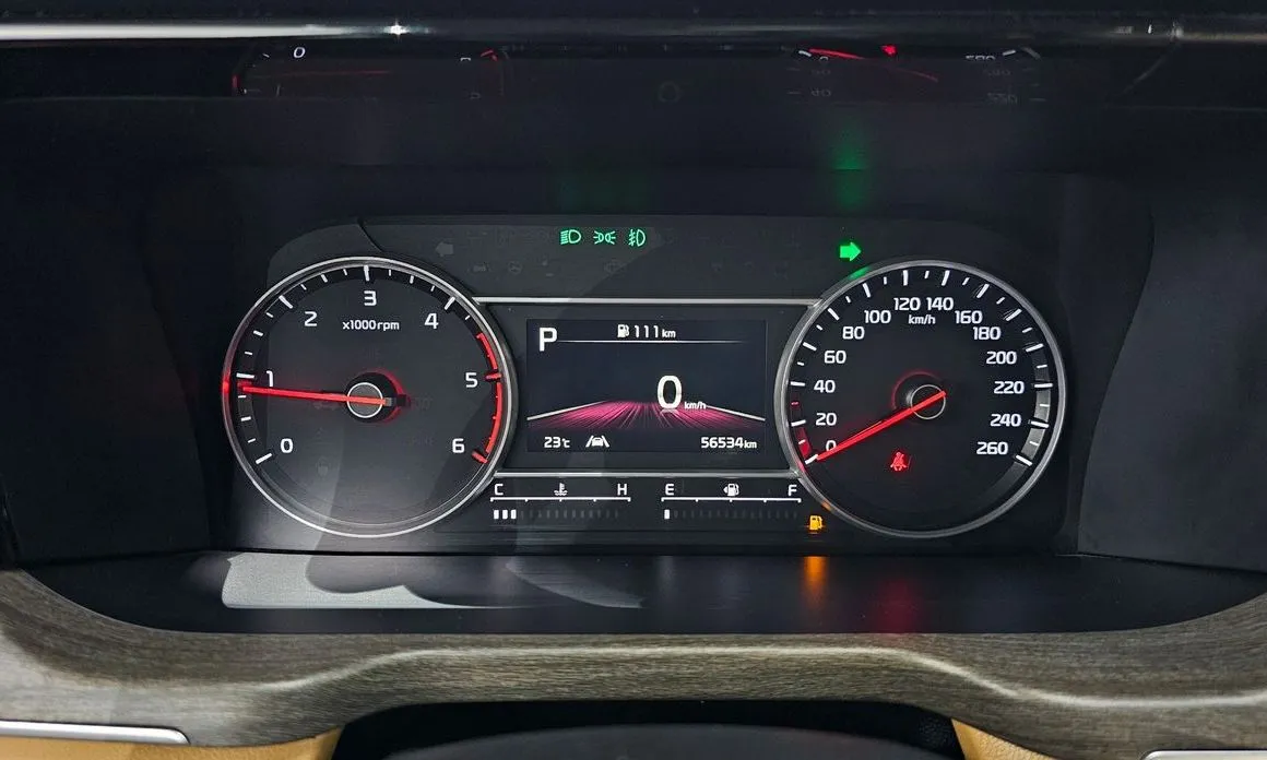 Kia Sorento — фото 7