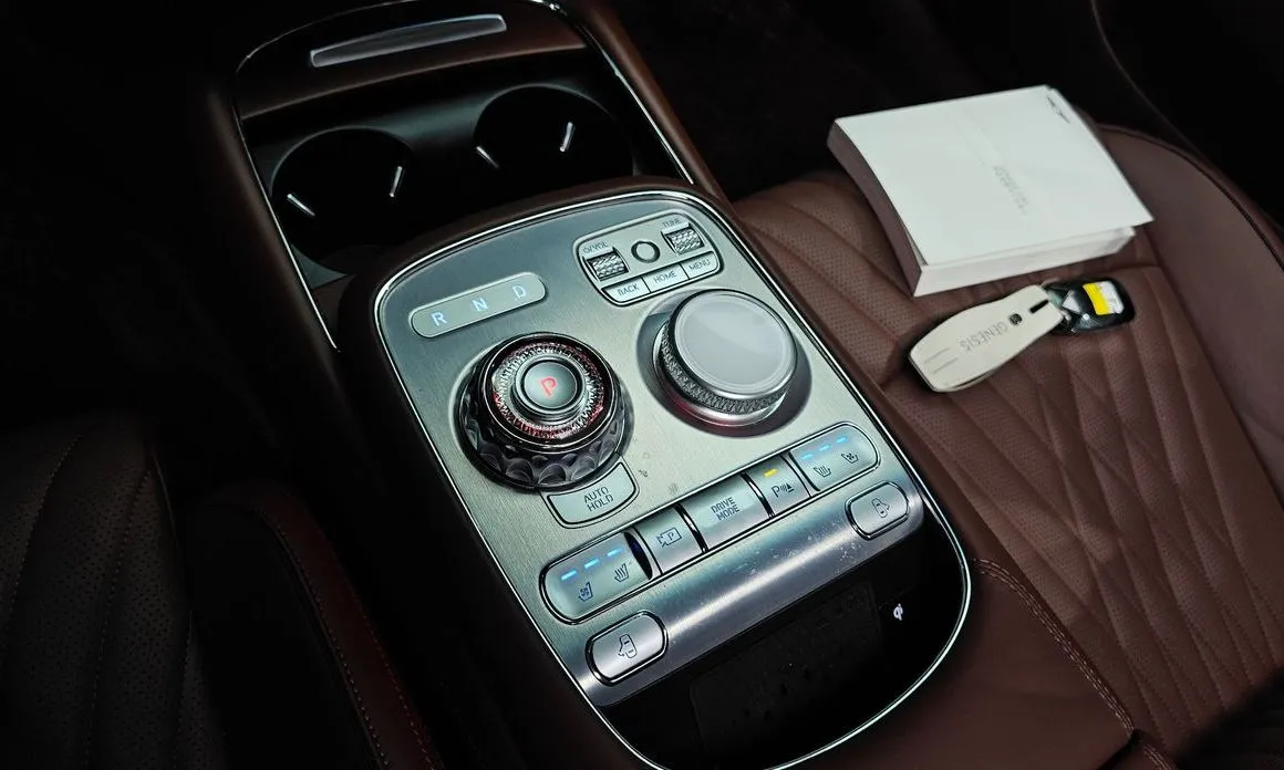 Genesis G90 2023 из KR, фото 6