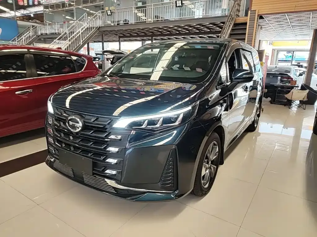 GAC Motor Trumpchi M6 — фото 10