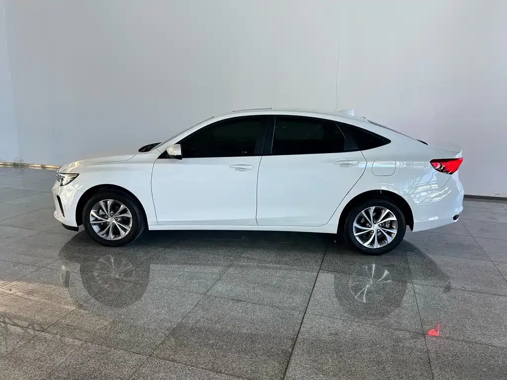 Buick Verano 2025 из CN, фото 7