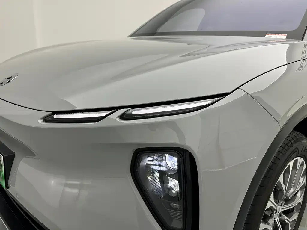 NIO EC6 — фото 10