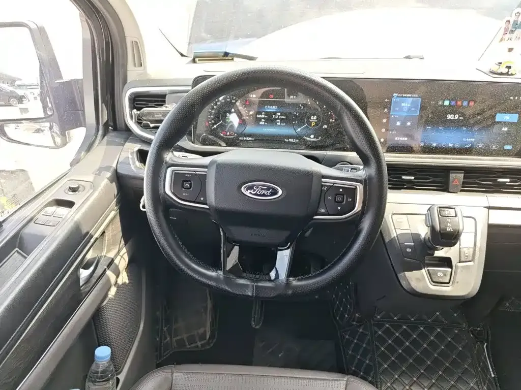 Ford Tourneo 2023 из CN, фото 9