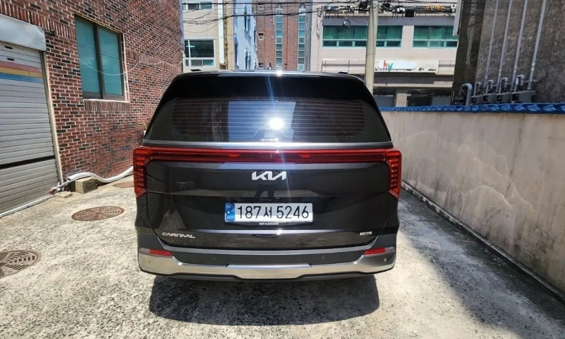 Kia Carnival 2025 из KR, фото 4
