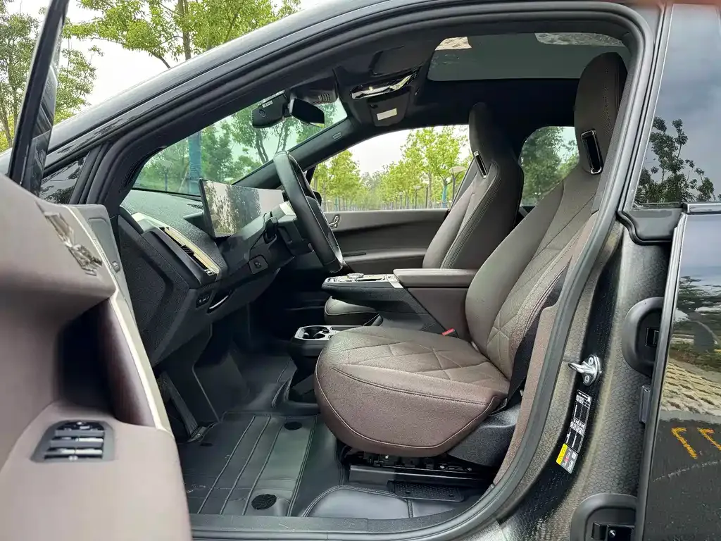BMW iX 2022 из CN, фото 2