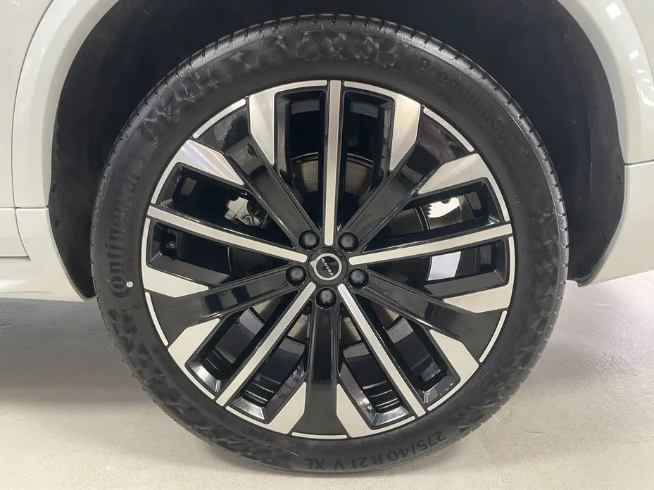 Volvo XC90 2026 из KR, фото 8