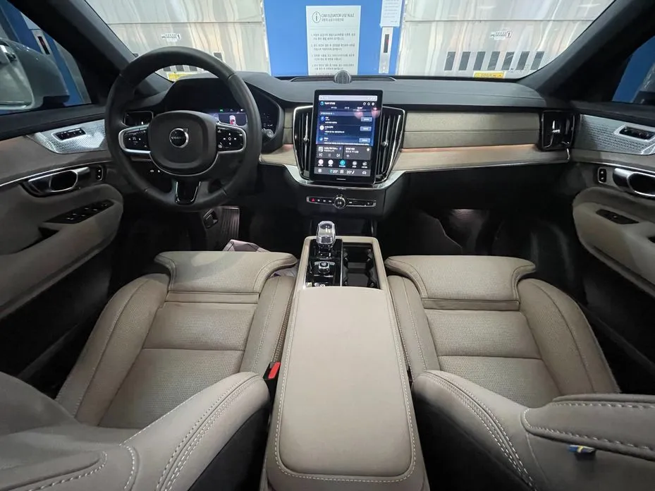 Volvo XC90 2026 из KR, фото 4