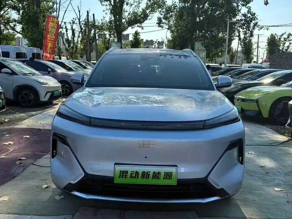 Geely Galaxy Xingjian 7 2025 из CN, фото 9