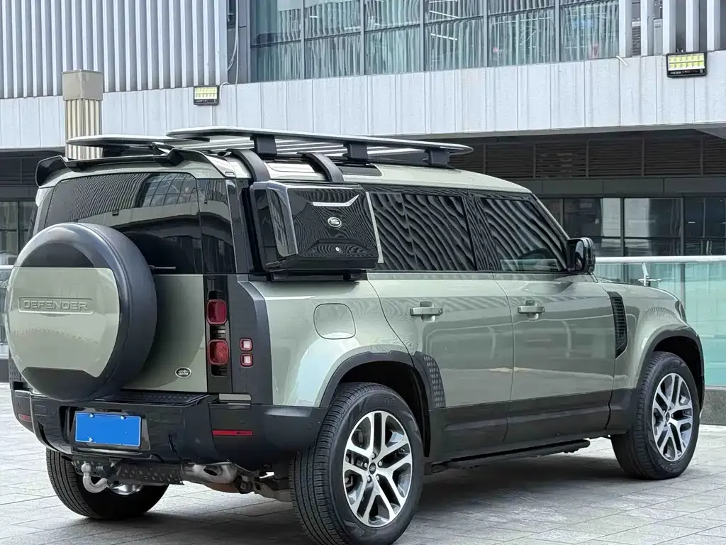 Land Rover Defender — фото 3