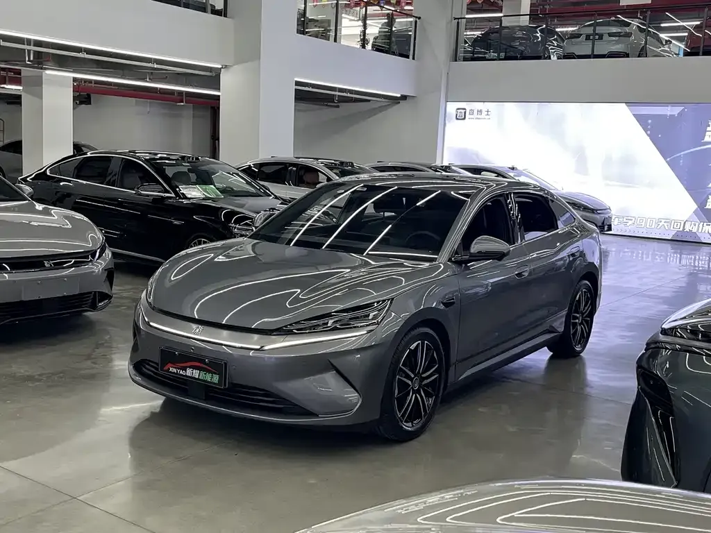 BYD Qin L — фото 1