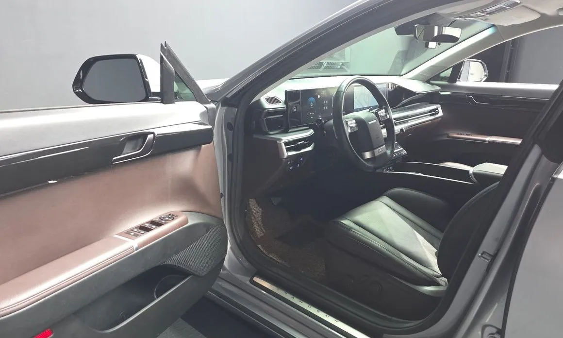 Hyundai Grandeur 2023 из KR, фото 2