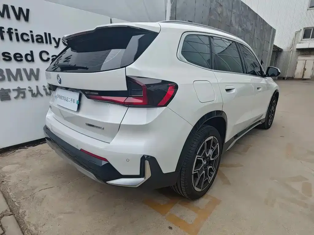 BMW X1 — фото 10