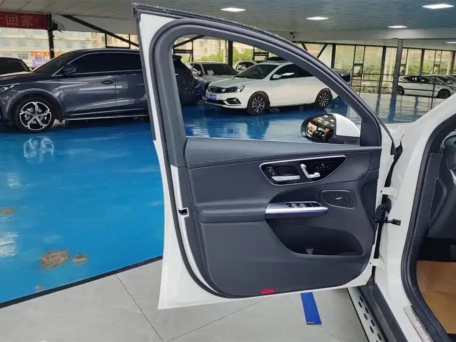 Mercedes-Benz GLC — фото 10