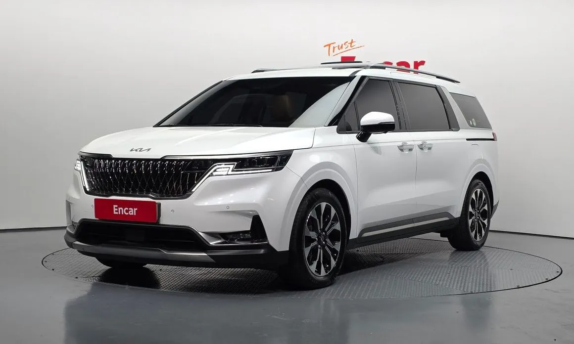 Kia Carnival 2023 из KR, фото 1