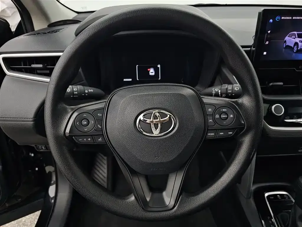 Toyota Corolla Cross — фото 6