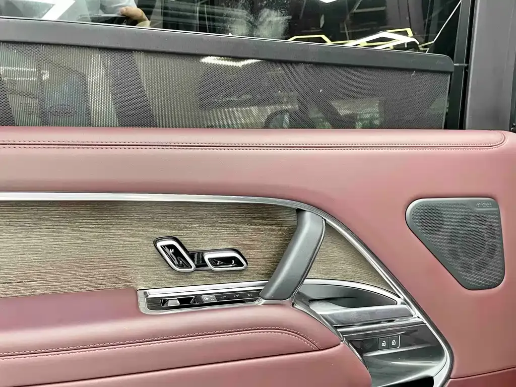 Land Rover Range Rover — фото 10
